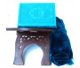 Pack cadeau bleu : Le Saint Coran (arabe-français-phonétique) couverture daim de luxe + Porte-Coran en bois sculpté + Tapis uni en velours