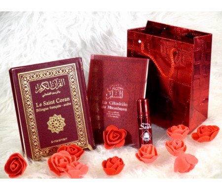 Pack cadeau de couleur bordeaux avec 2 livres : Le Saint Coran & La Citadelle du musulman (bilingues français/arabe) - Parfum deluxe & Sac