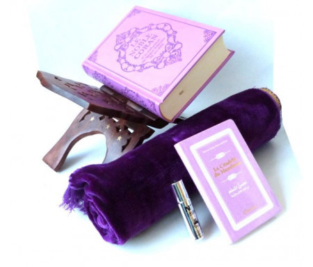 Pack cadeau mauve (mixte) : Le Noble Coran (bilingue français/arabe) + La Citadelle du Musulman + Porte Coran + Tapis de prière en velours + Parfum Musc d'Or Luxe (au choix)