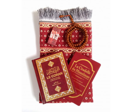 Pack Cadeau Rouge Bordeaux : Le Saint Coran + La Citadelle du musulman + Tapis de prière + Musc Adn + Chapelet Assorti