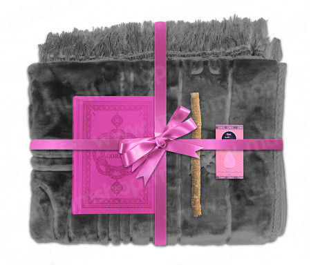 Coffret Pack Cadeau Gris et Rose pour Femme : Tapis épais molletonné Gris / Coran arabe-français avec phonétique avec couverture cuir Rose / Parfum et Miswak