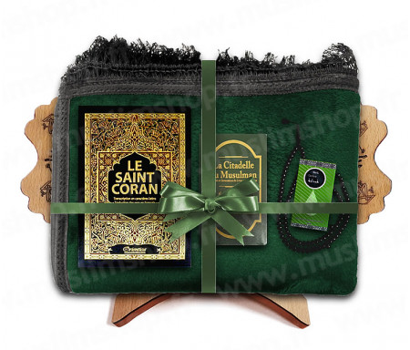 Coffret Pack Cadeau Mixte : Tapis épais molletonné Vert / Coran Arabe-français avec phonétique et couverture Rigide cuir / La Citadelle du Musulman / Parfum et Chapelet