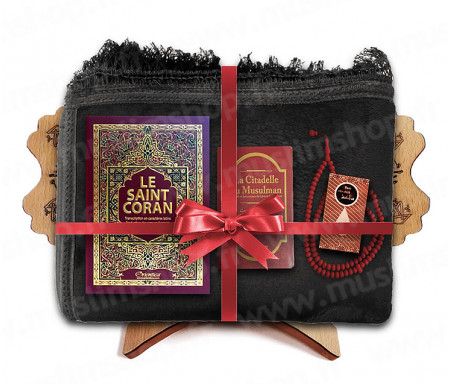 Coffret Pack Cadeau Mixte : Tapis épais molletonné Noir / Coran Arabe-français avec phonétique et couverture Rigide cuir / La Citadelle du Musulman / Parfum / Porte-Coran et Chapelet